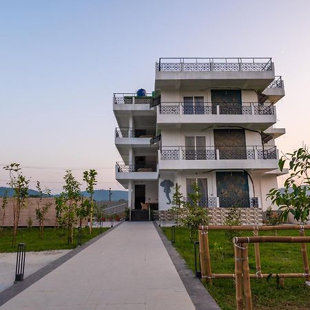 The Kaziranga Address Hotel Buitenkant foto