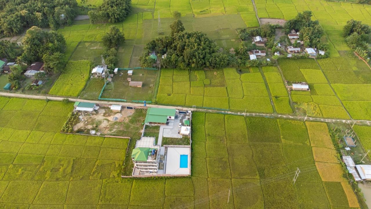 The Kaziranga Address Hotel Buitenkant foto