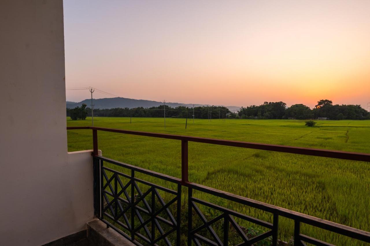 The Kaziranga Address Hotel Buitenkant foto