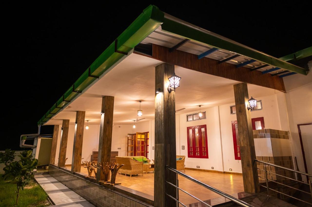 The Kaziranga Address Hotel Buitenkant foto