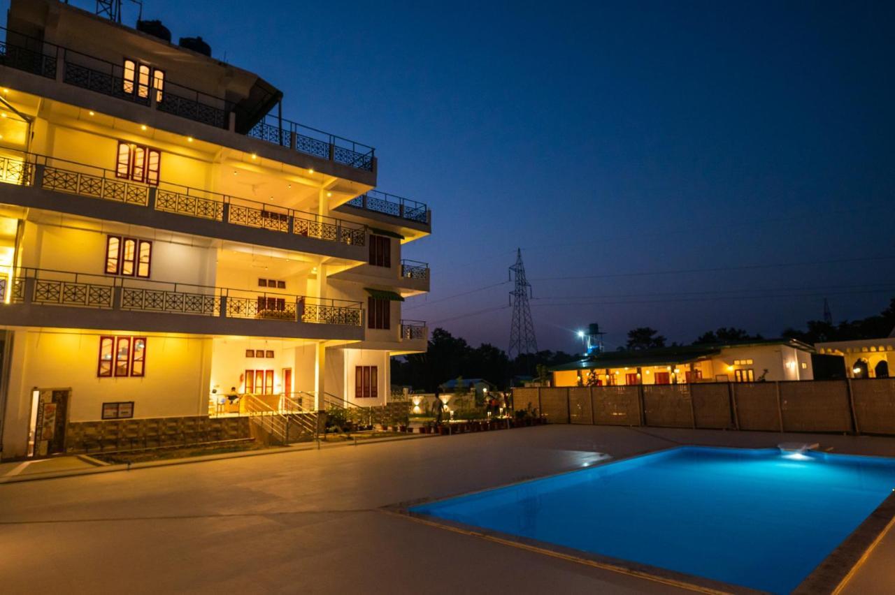 The Kaziranga Address Hotel Buitenkant foto