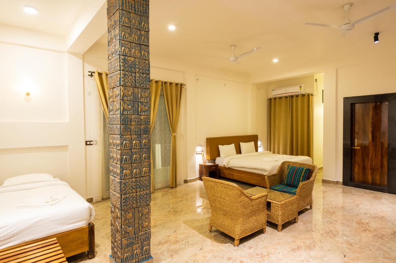 The Kaziranga Address Hotel Buitenkant foto