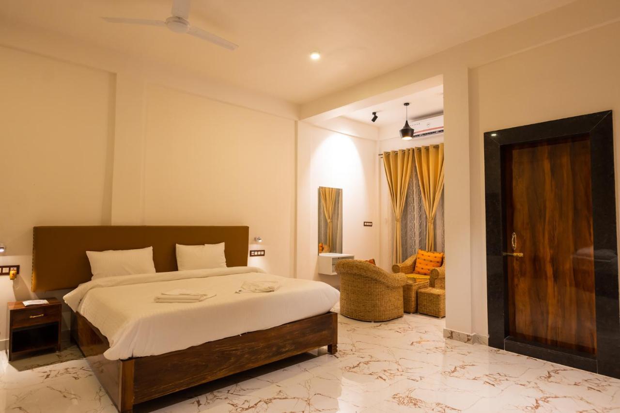 The Kaziranga Address Hotel Buitenkant foto