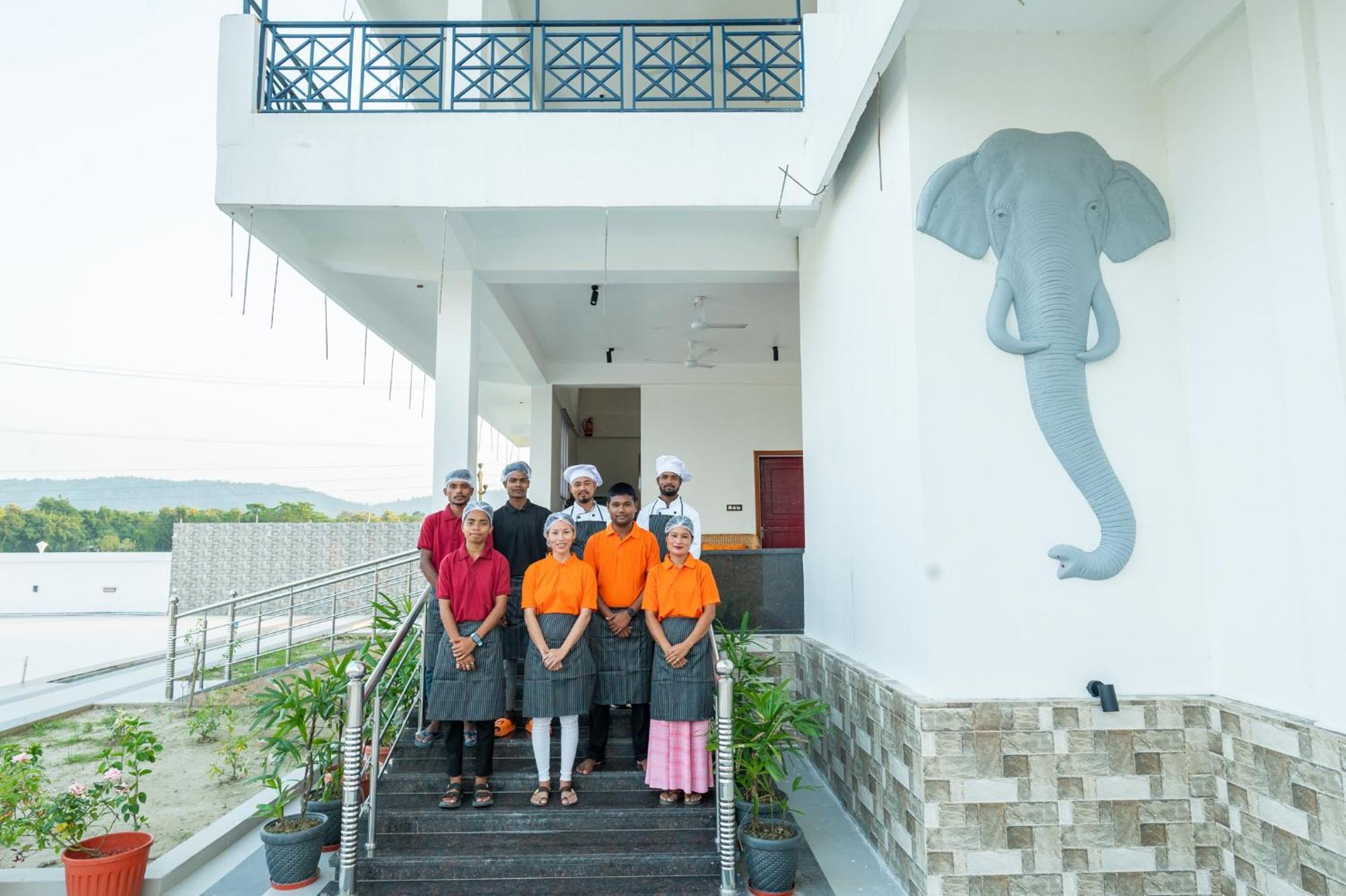 The Kaziranga Address Hotel Buitenkant foto